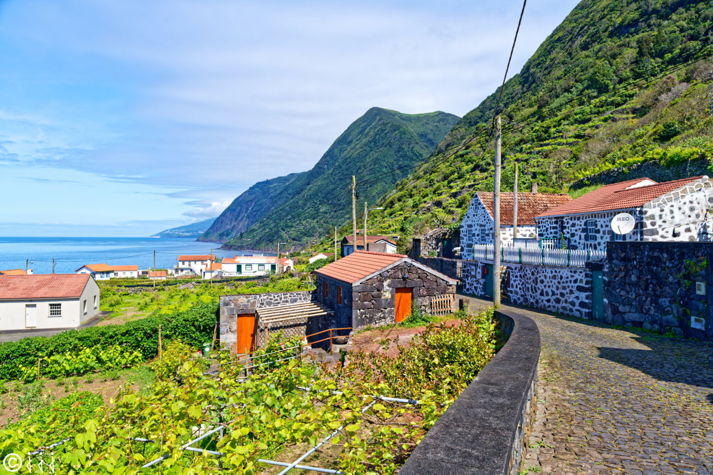 Paysage île de São Jorge aux Açores.