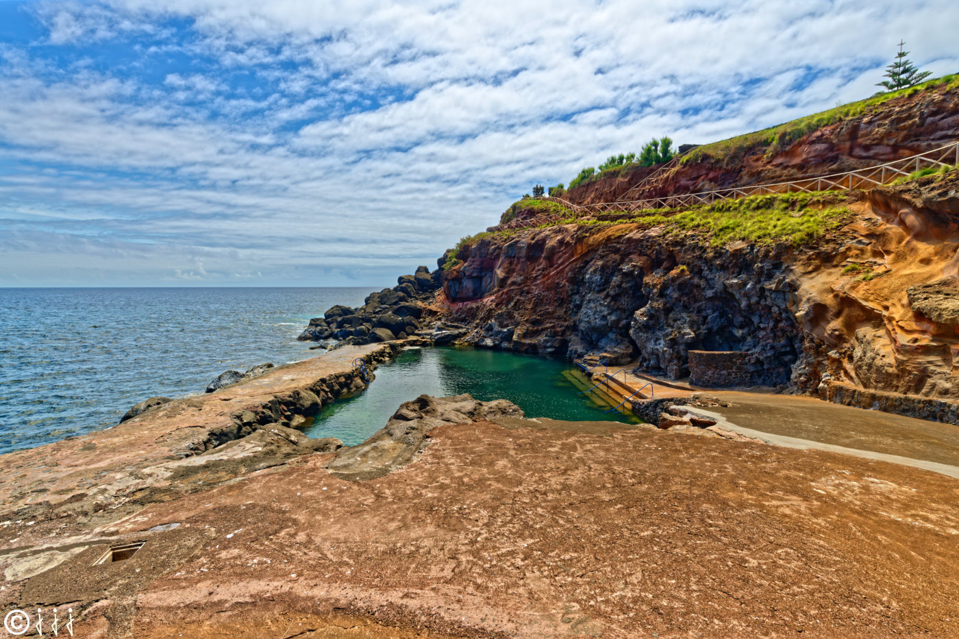 Paysage île de São Jorge aux Açores.