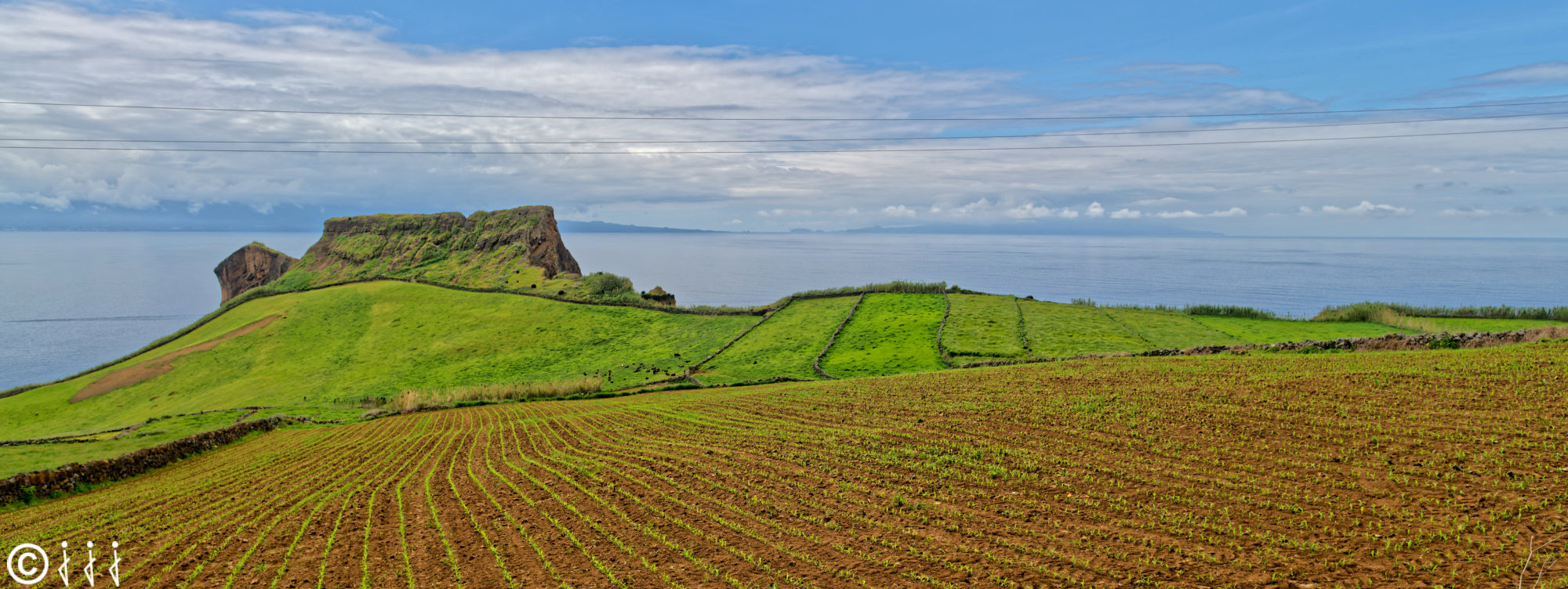 Paysage île de São Jorge aux Açores.