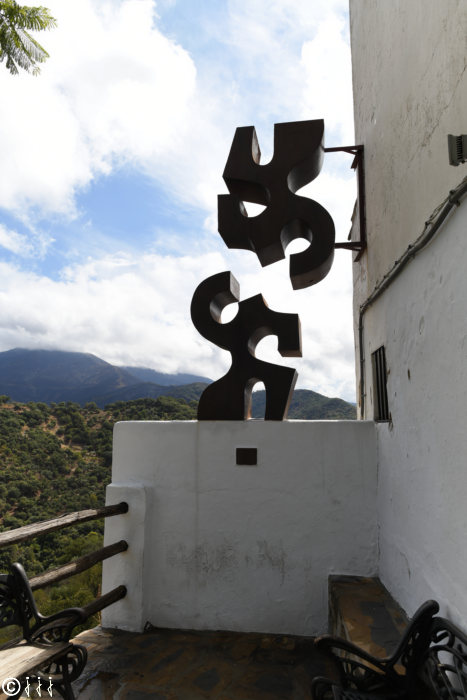 Village de Genalguacil en Espagne.