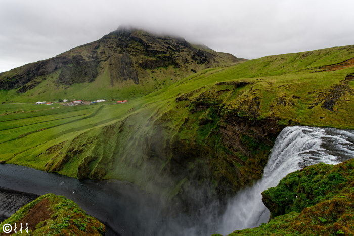 La cascade de Skogafoss.