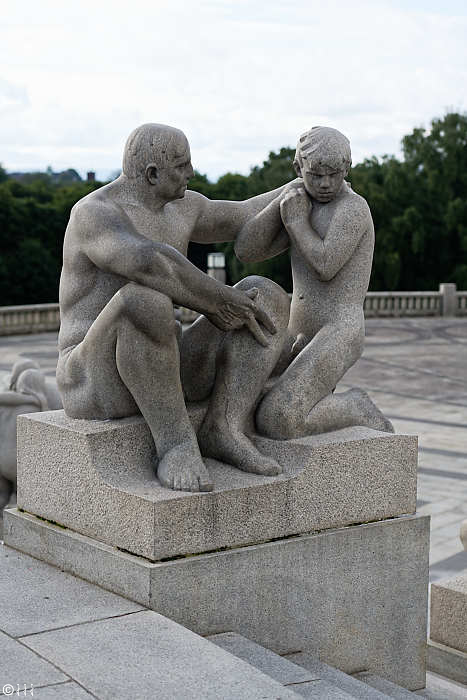 Sculpture en granit de Gustav Vigeland.
