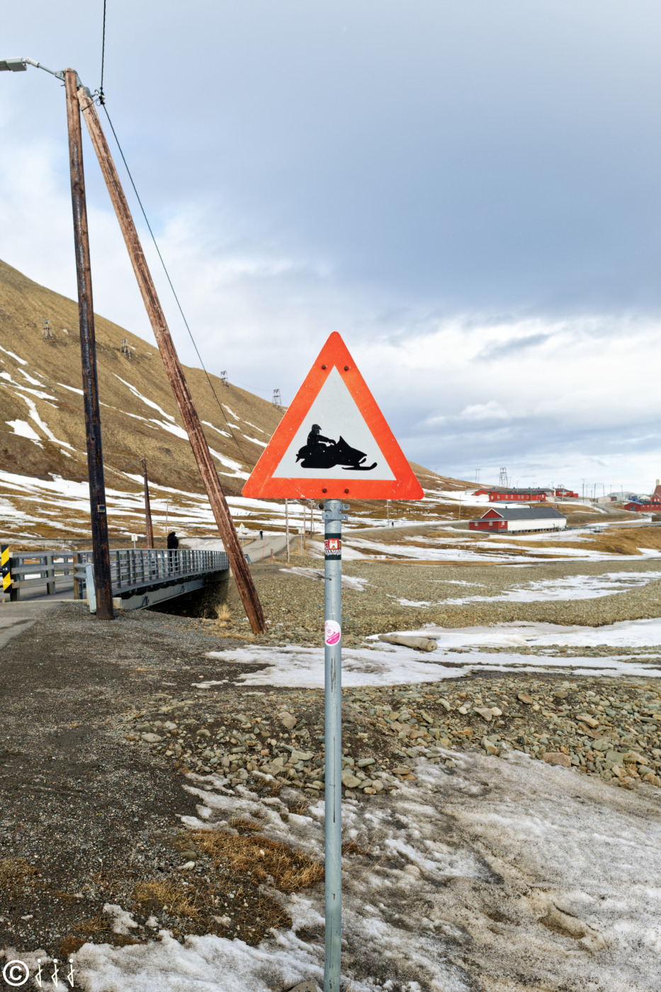 Panneau attention aux motoneiges.